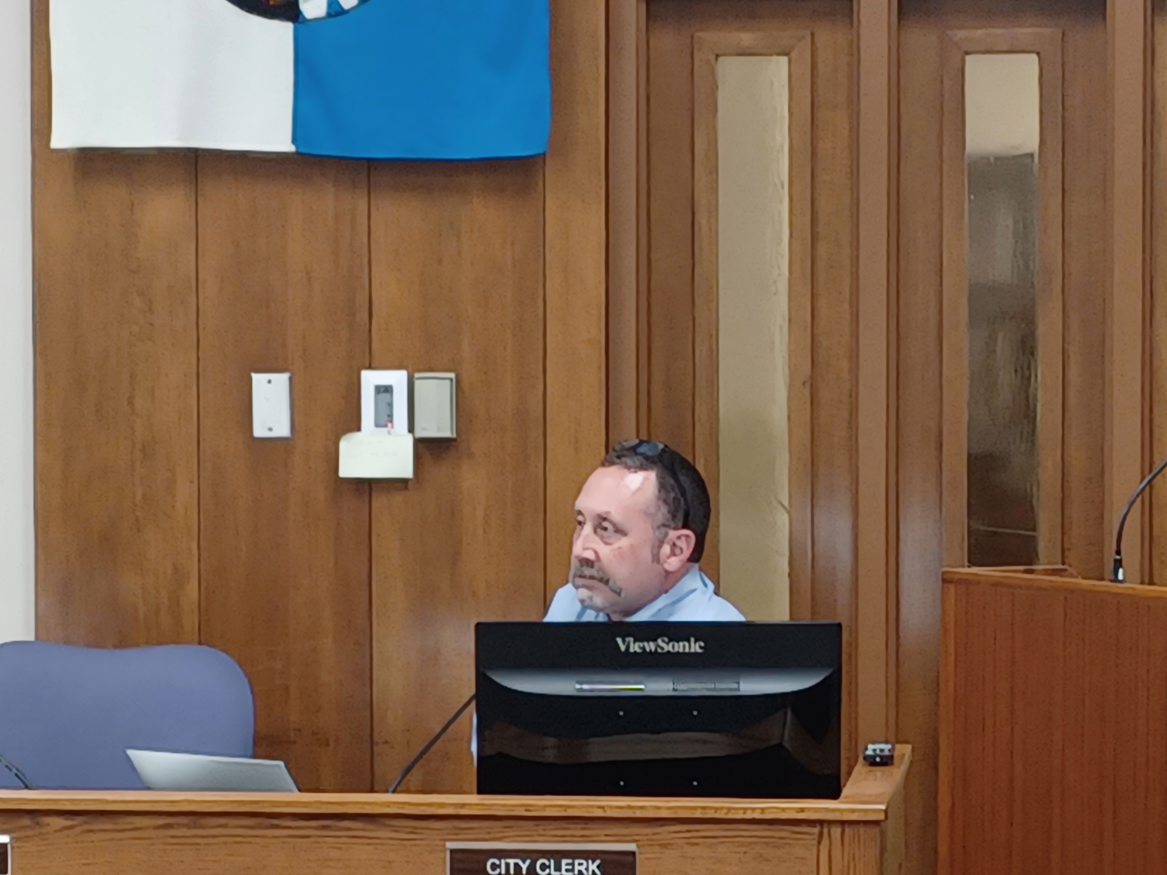 City Commission Decides On Path To Find New City Manager